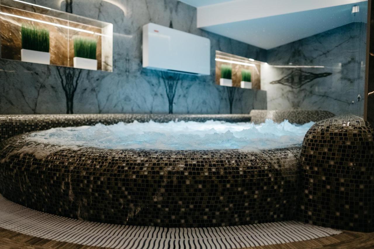 Bohema Hotel Telšiai Eksteriør billede
